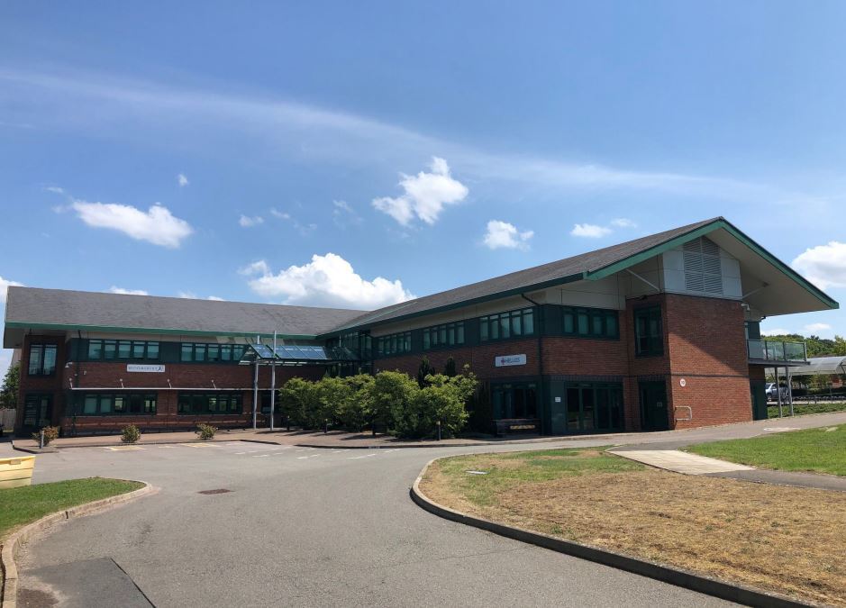 Chawley Park, Oxford for sale Primary Photo- Image 1 of 1