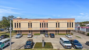 Professional Building - Parking Garage