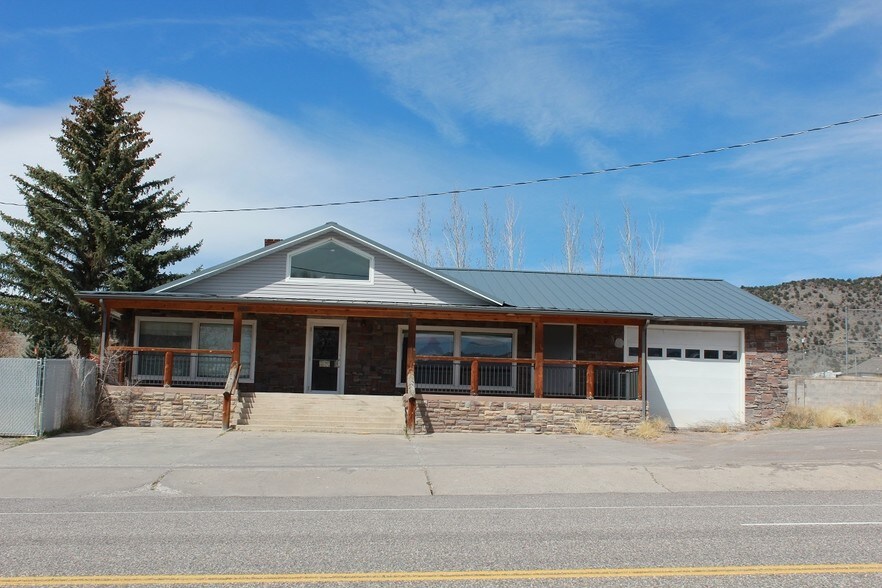 144 W Main St, Bicknell, UT for sale - Building Photo - Image 1 of 1