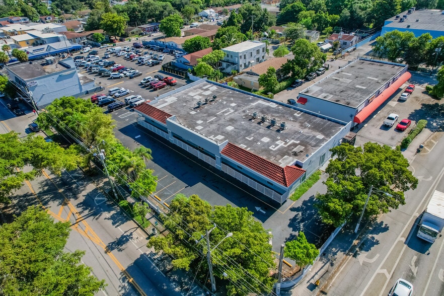 2901 NW 17th Ave, Miami, FL for lease - Building Photo - Image 1 of 73