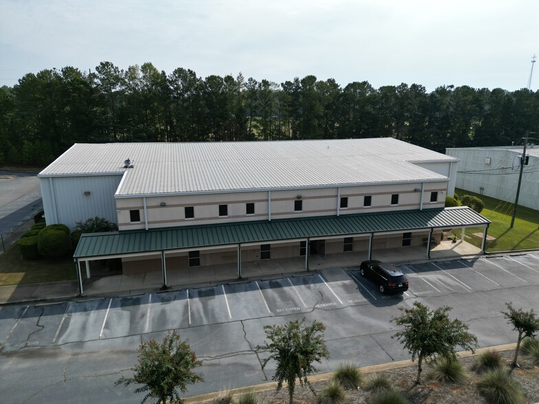 115 Gateway Dr, Macon-Bibb, GA for lease - Building Photo - Image 1 of 13