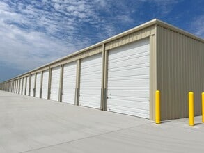 502 Graham Rd, Corpus Christi, TX for lease Building Photo- Image 2 of 3