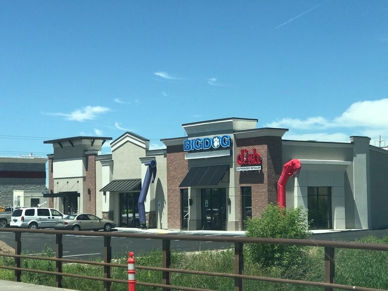 2565 E 17th St, Ammon, ID 83406