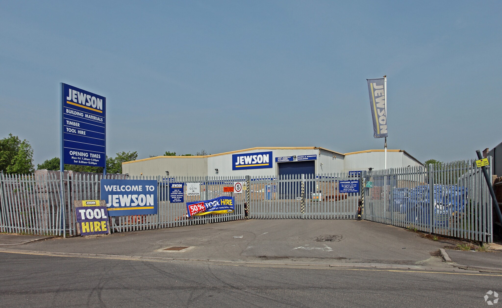 Reform Rd, Maidenhead for sale Primary Photo- Image 1 of 1