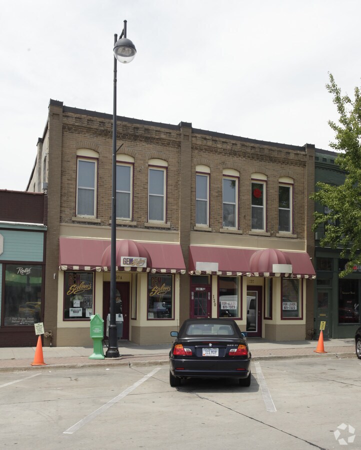 120 5th St, West Des Moines, IA 50265