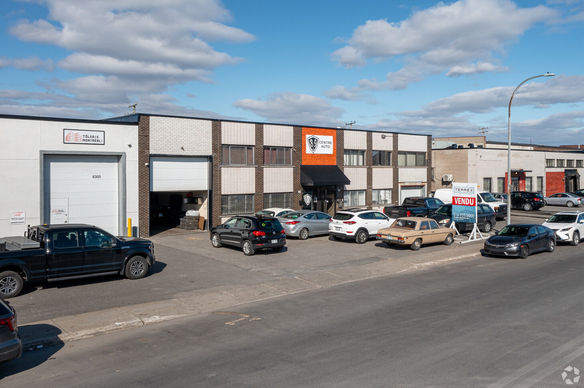 8265-8267 Rue Du Creusot, Montréal, QC for sale Primary Photo- Image 1 of 1