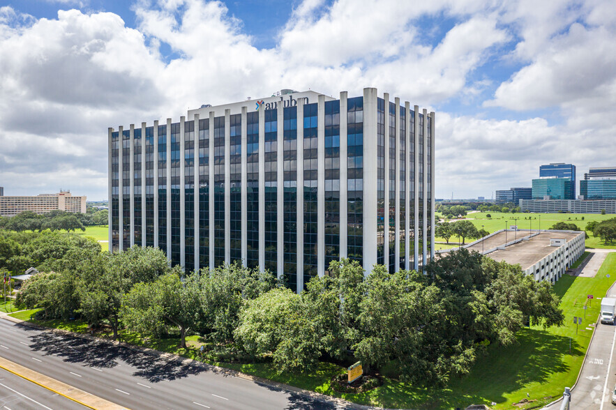 10205 Westheimer Rd, Houston, TX for lease - Building Photo - Image 3 of 8