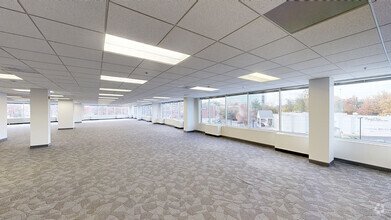 12011 Lee Jackson Memorial Hwy, Fairfax, VA for lease Interior Photo- Image 2 of 11