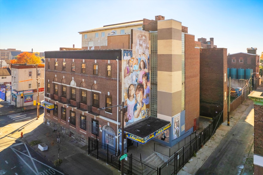 152 W Lehigh Ave, Philadelphia, PA for lease - Building Photo - Image 2 of 10