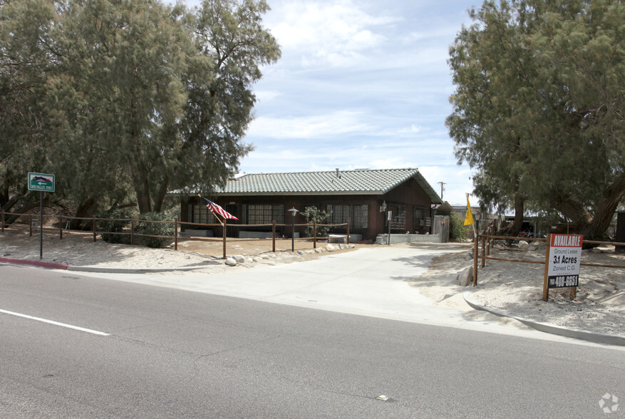 34044 Bob Hope Dr, Rancho Mirage, CA for sale - Primary Photo - Image 1 of 5