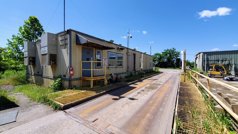 407 Alan Wood Rd, Conshohocken, PA for lease - Building Photo - Image 3 of 13