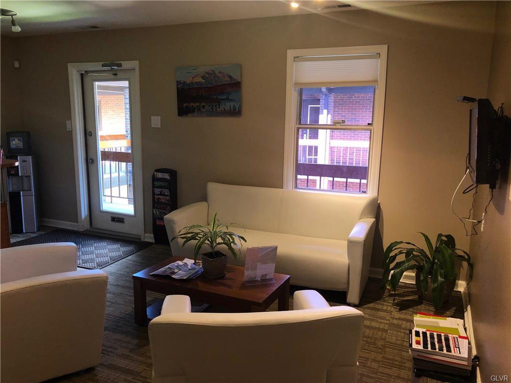 2895 Hamilton Blvd, Allentown, PA 18104 The Atrium