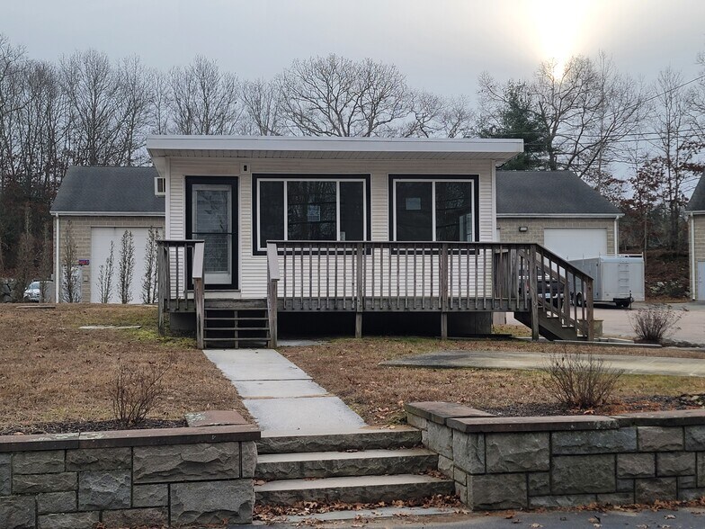 26 Main St, Ashaway, RI 02804 Town and Country Plaza