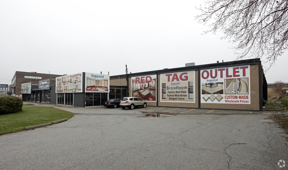 1177 Caledonia Rd, Toronto, ON for sale - Primary Photo - Image 1 of 1