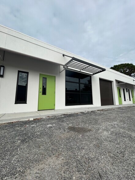 2340 State Rd 580, Clearwater, FL for lease - Building Photo - Image 3 of 8