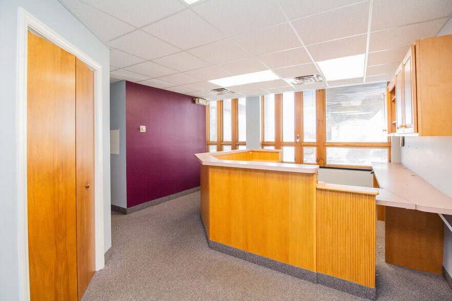 10 Winthrop St, Worcester, MA for sale - Building Photo - Image 1 of 1