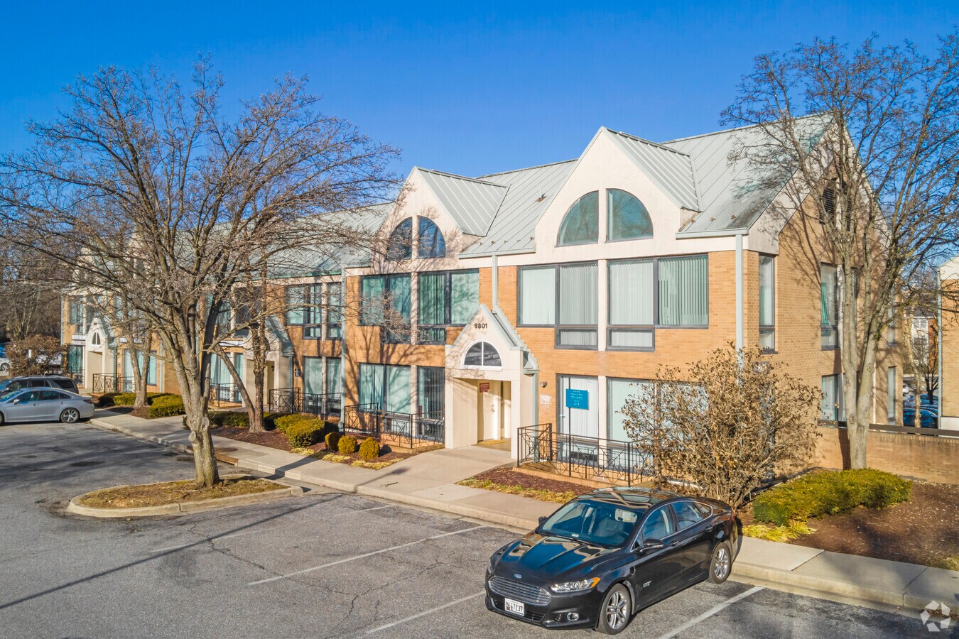 9831 Greenbelt Rd, Greenbelt, MD 20706