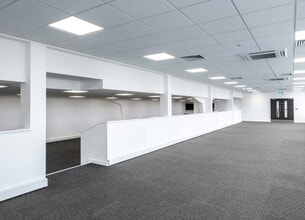 Streatham Rd, Mitcham for lease Interior Photo- Image 2 of 5