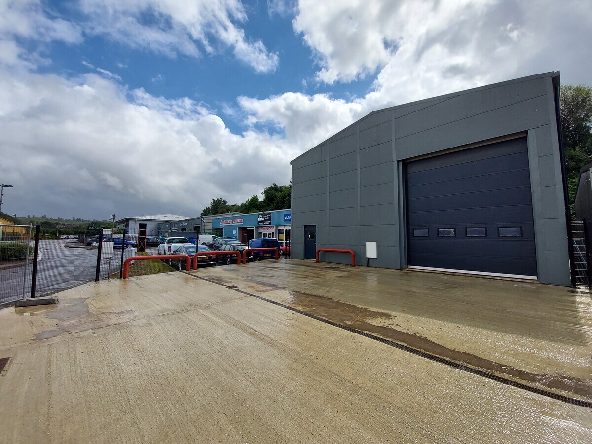 Chapman Way, Tunbridge Wells,