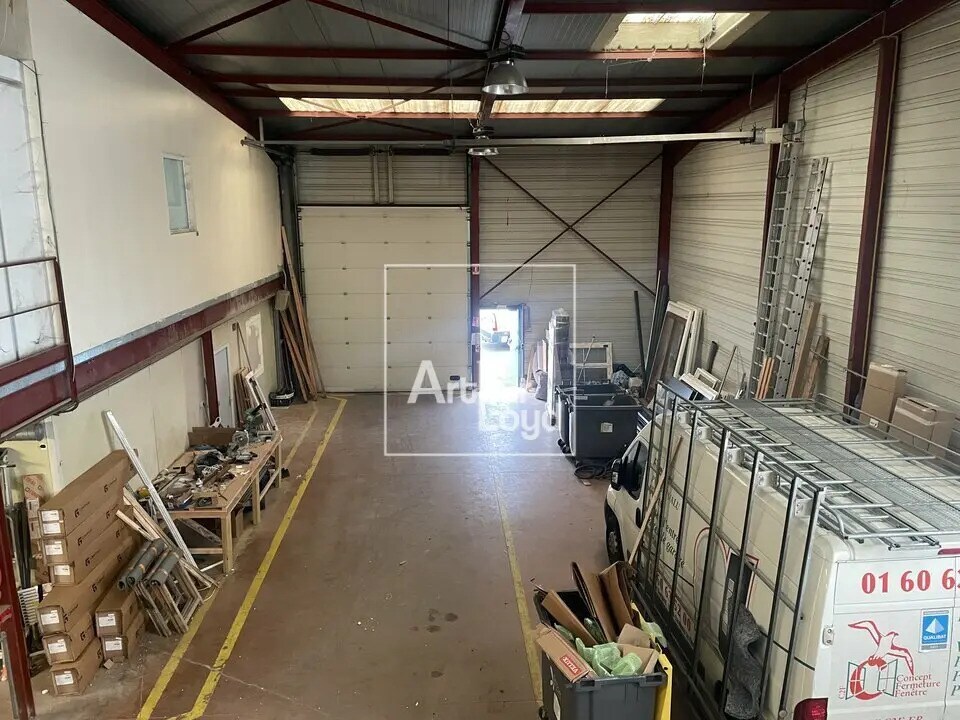 Flex in Le Mée-sur-Seine for lease Interior Photo- Image 1 of 5