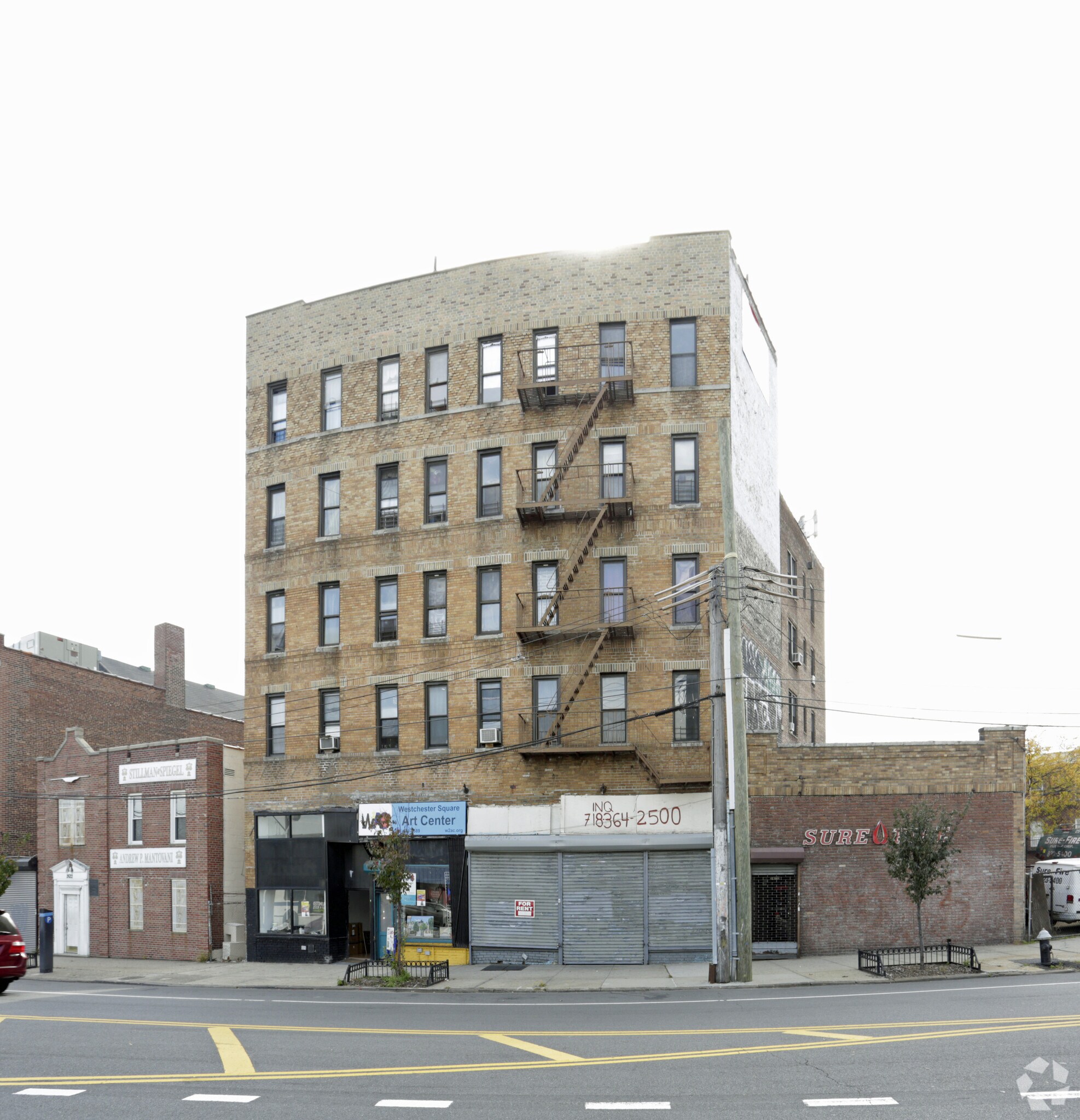 2612-2614 E Tremont Ave, Bronx, NY for sale Primary Photo- Image 1 of 1