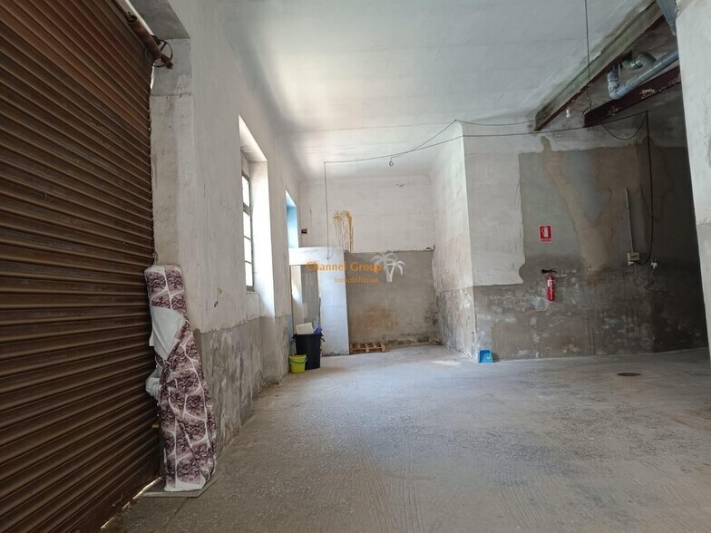 Retail in Quinto for lease - Building Photo - Image 3 of 6