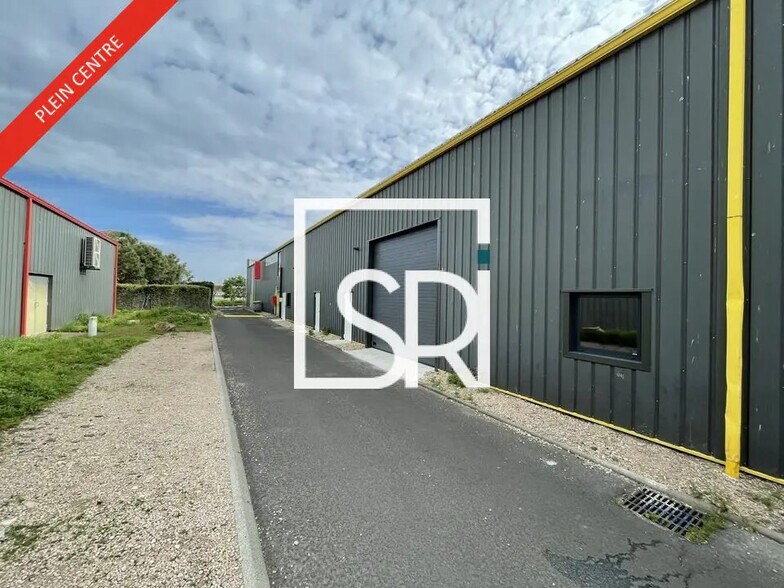 Industrial in Aubière for lease - Building Photo - Image 2 of 11