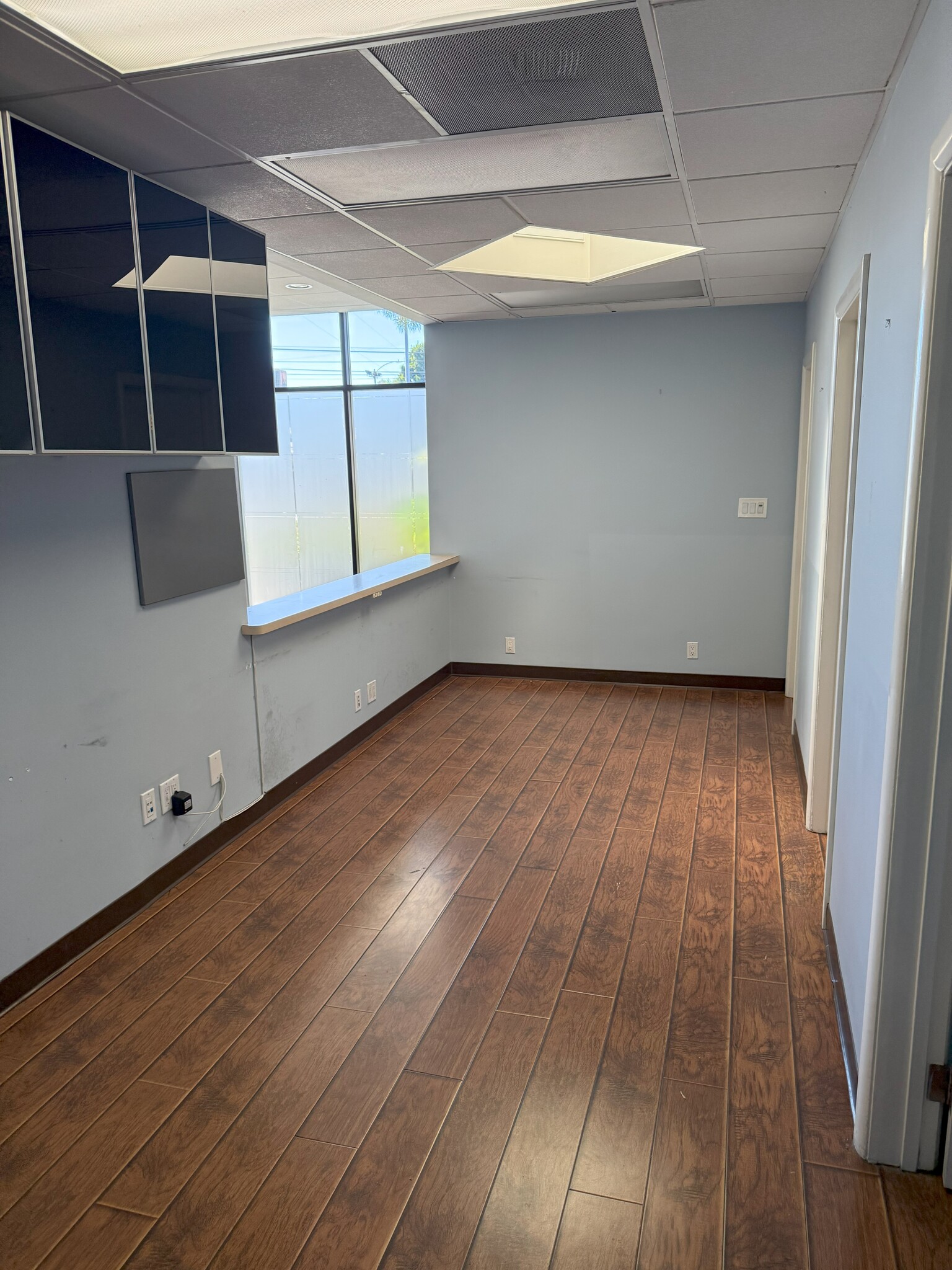 9736 Venice Blvd, Culver City, CA for lease Interior Photo- Image 1 of 13