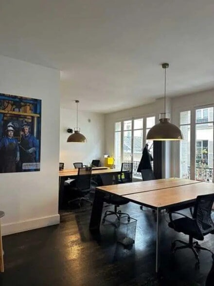 11 Rue Du Perche, Paris for lease - Interior Photo - Image 3 of 6