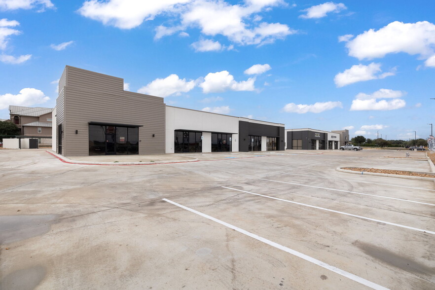 9179 FM 78, Converse, TX for lease - Building Photo - Image 1 of 17