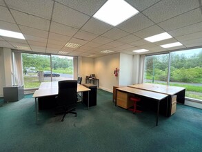 Knitsley Ln, Consett for lease Interior Photo- Image 1 of 6