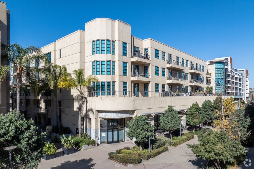 133 The Promenade N, Long Beach, CA for sale - Primary Photo - Image 1 of 1
