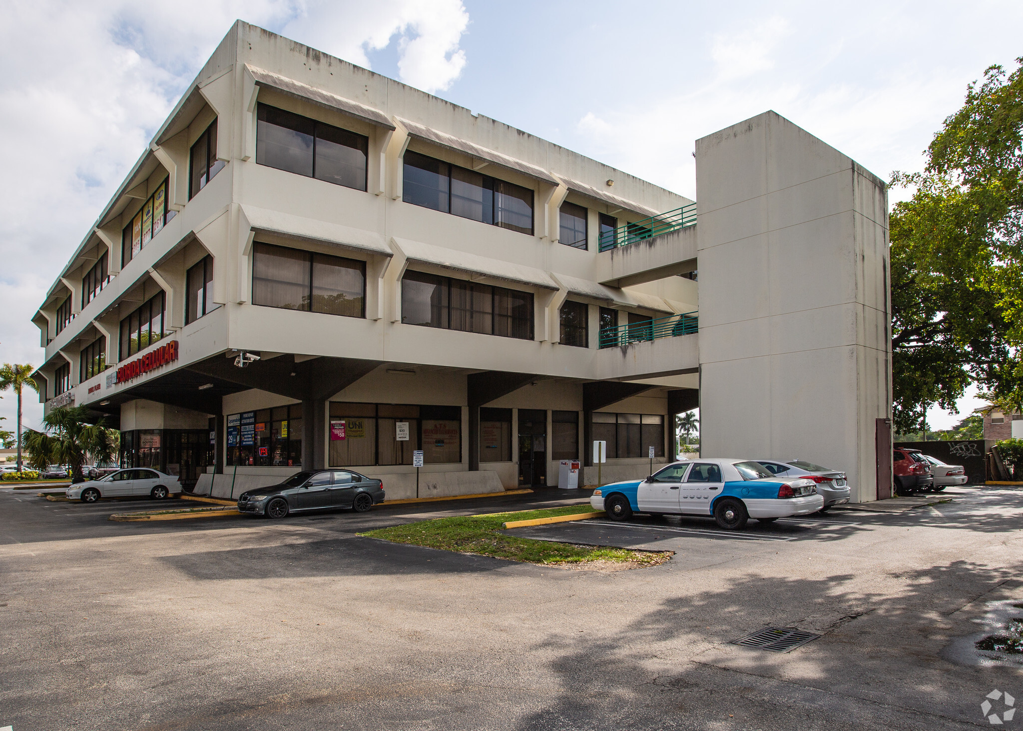 20401 NW 2nd Ave, Miami, FL for lease Building Photo- Image 1 of 4