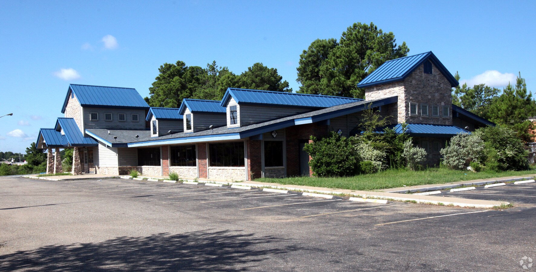 2941 Bert Kouns Industrial Loop, Shreveport, LA 71118