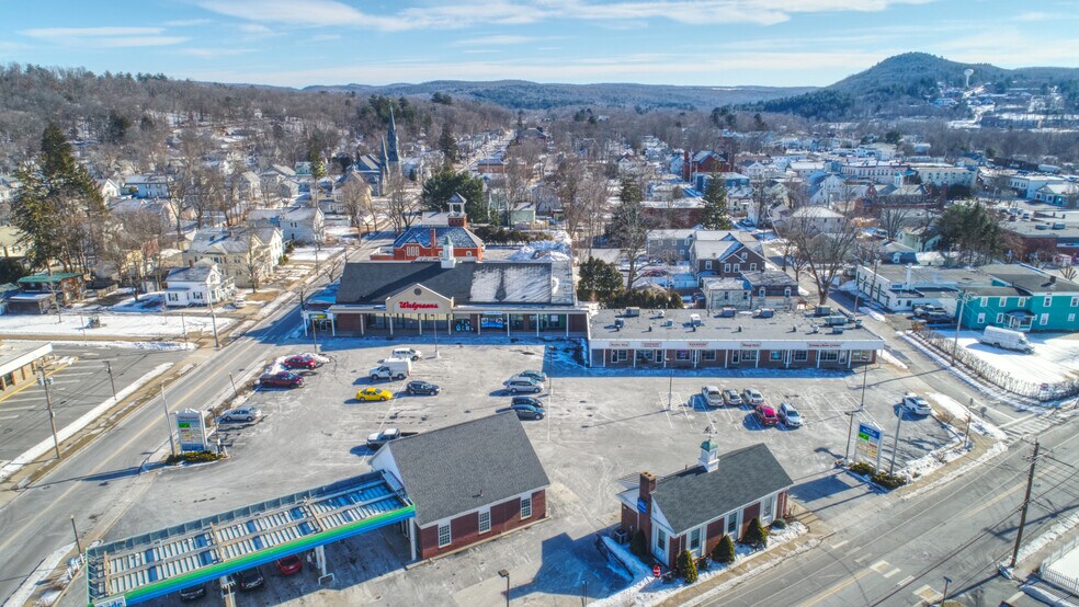 1033 Thorndike St, Palmer, MA 01069 Palmer Plaza