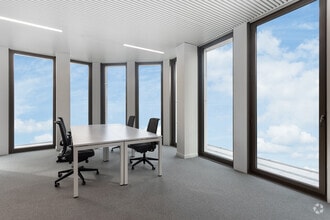 Calle de Vicente Aleixandre, 1, Las Rozas de Madrid, Madrid for lease Interior Photo- Image 2 of 11