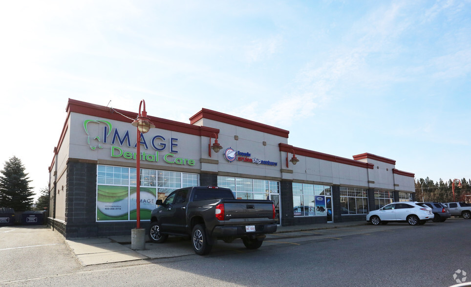 5000-5086 22 St, Red Deer, AB for lease - Primary Photo - Image 1 of 2