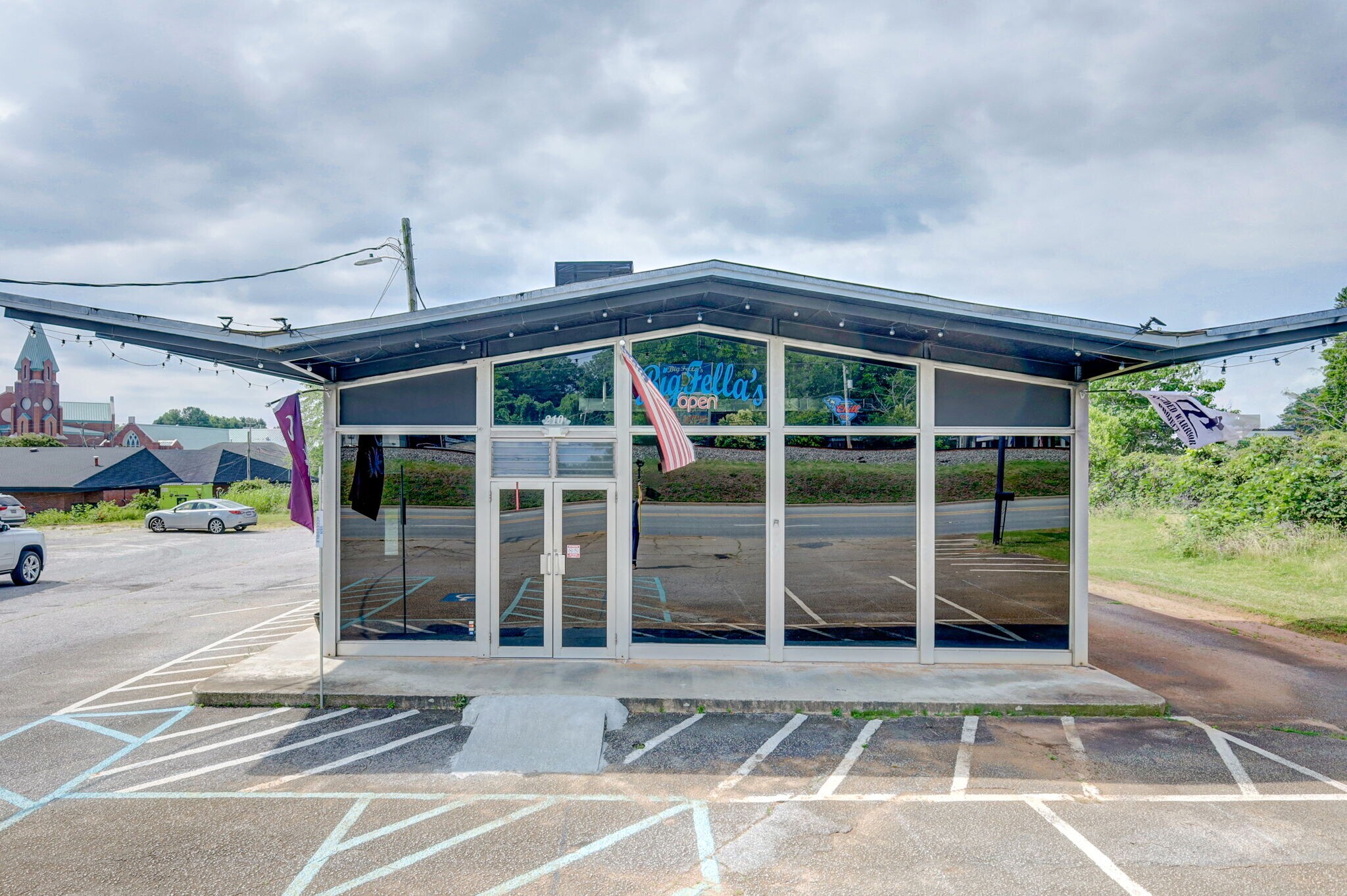 210 E Main St, Easley, SC for sale Primary Photo- Image 1 of 1