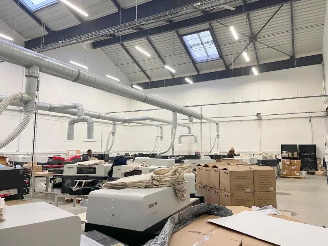 Industrial in Cormeilles-en-Parisis for sale Interior Photo- Image 1 of 13