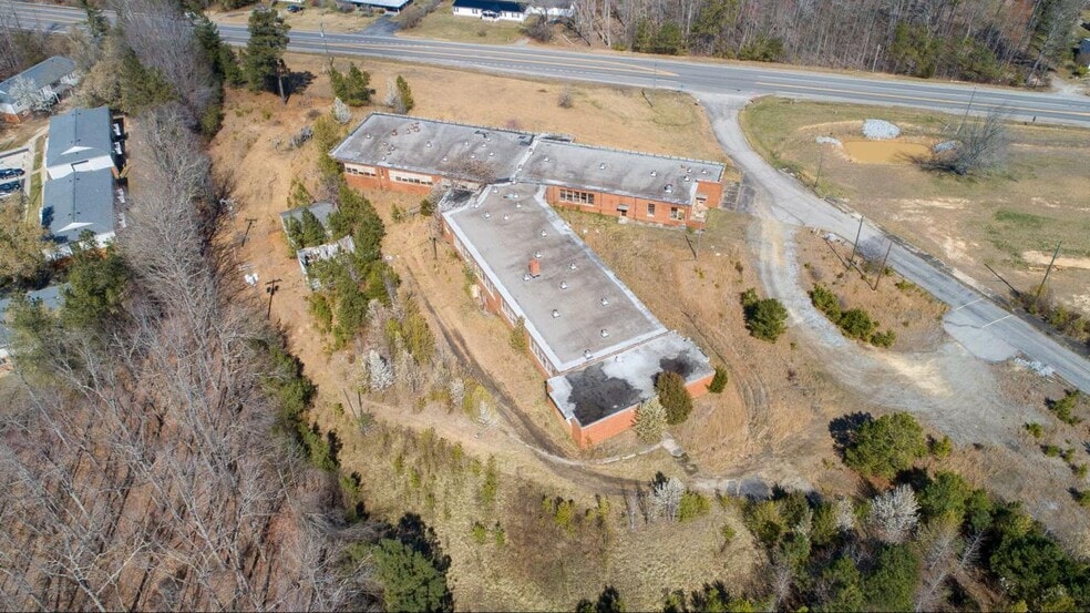 265A School Dr, Victoria, VA for sale - Aerial - Image 2 of 4