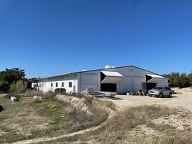 4923 Cypress Ranch Blvd, Spicewood TX - Warehouse