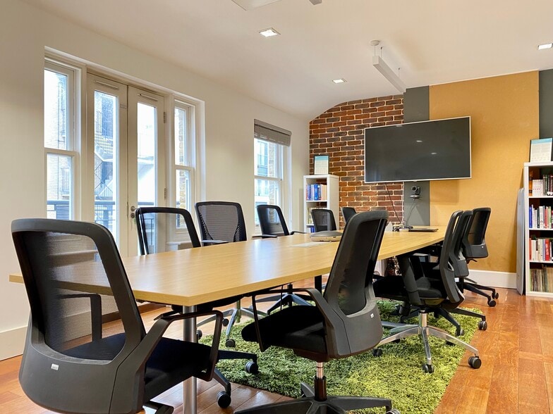 16-16A D'Arblay St, London for lease - Interior Photo - Image 2 of 14