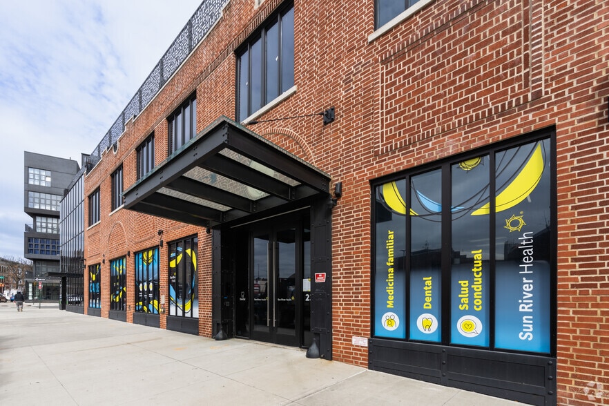 2351 Bedford Ave, Brooklyn, NY for lease - Building Photo - Image 3 of 17