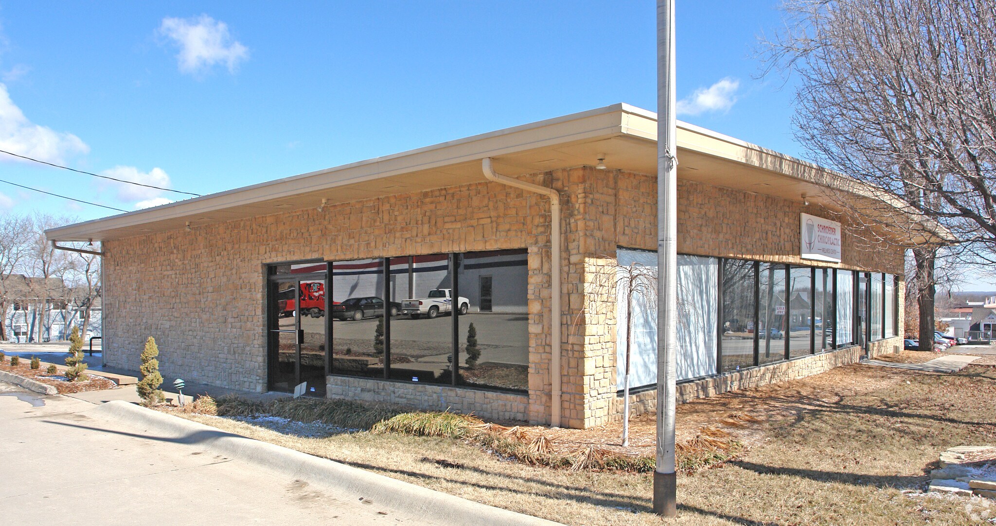 1820 W 6th St, Lawrence, KS for sale Building Photo- Image 1 of 1