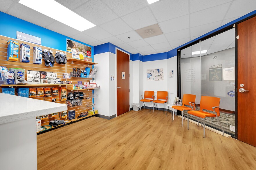 1751 S Naperville Rd, Wheaton, IL for sale - Interior Photo - Image 3 of 20