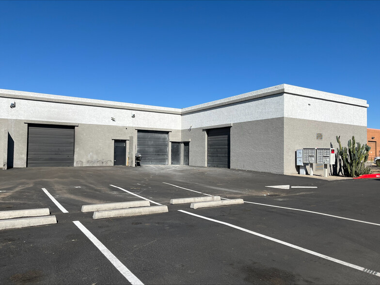 3721 W Cambridge Ave, Phoenix, AZ for lease - Building Photo - Image 3 of 5