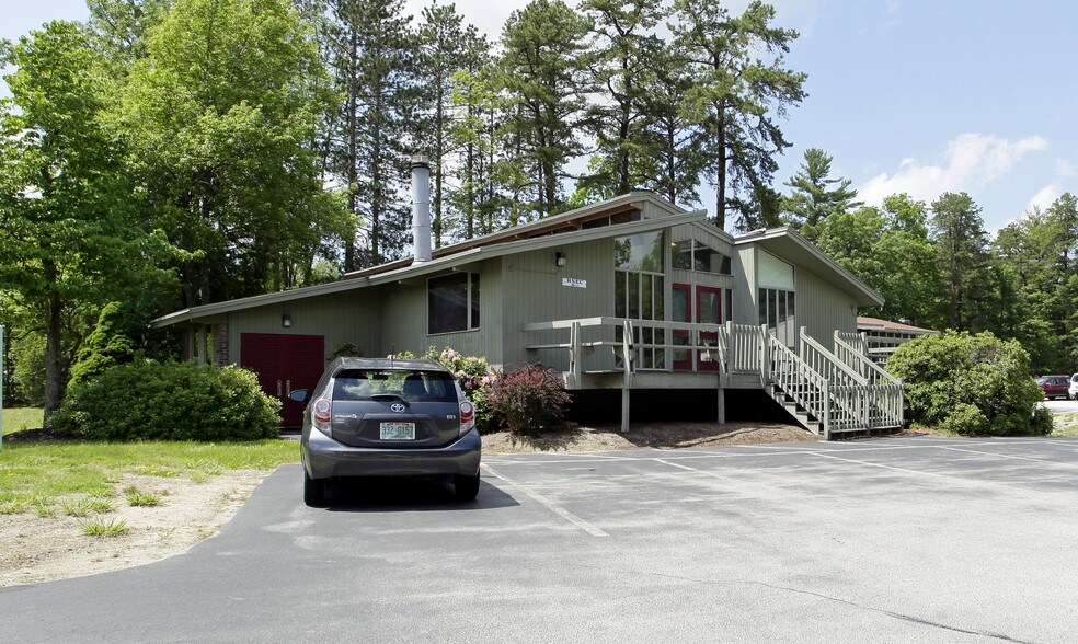 94 State Route 101A, Amherst, NH for sale - Primary Photo - Image 1 of 1