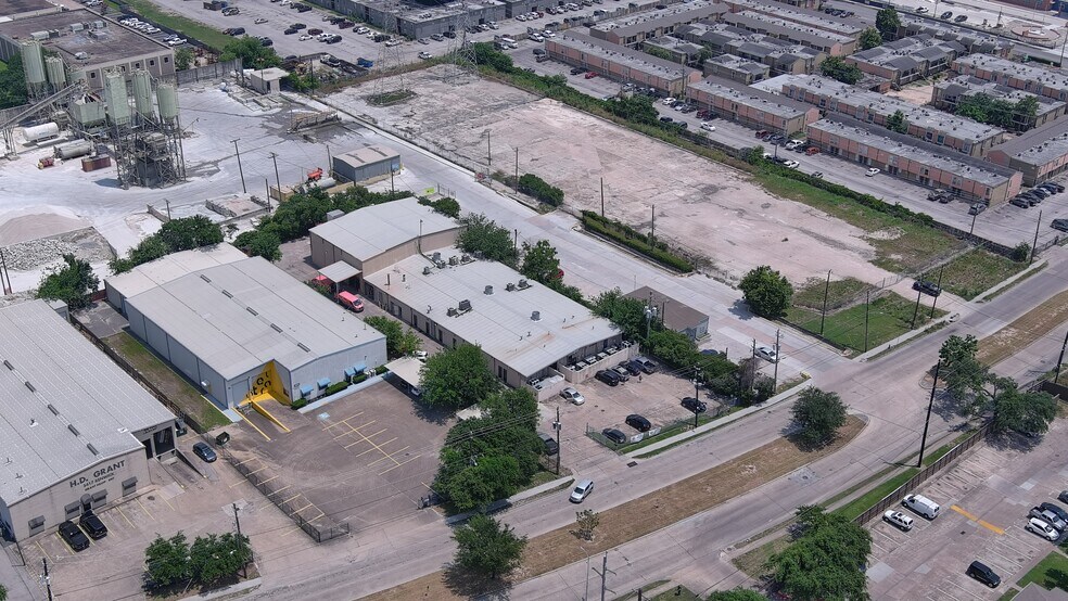 5507 Renwick Dr, Houston, TX 77081 Industrial SaleLeaseback 7.00