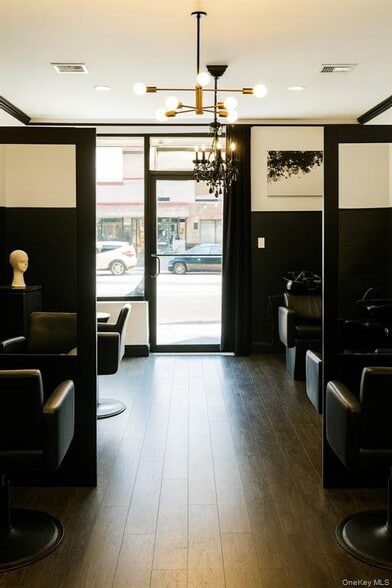 21175 Jamaica Ave, Queens Village, NY for lease - Building Photo - Image 3 of 12