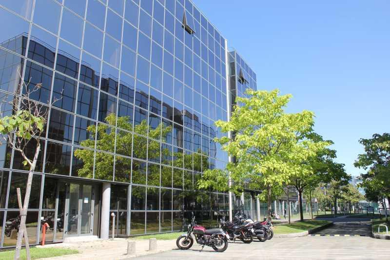 18 Rue Grange Dame Rose, Vélizy-Villacoublay for lease Primary Photo- Image 1 of 5